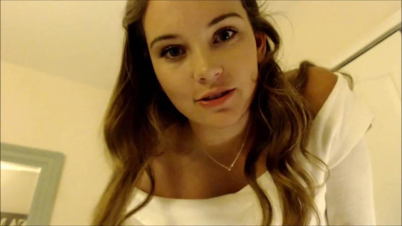 ASMR Darling (Taylor Darling